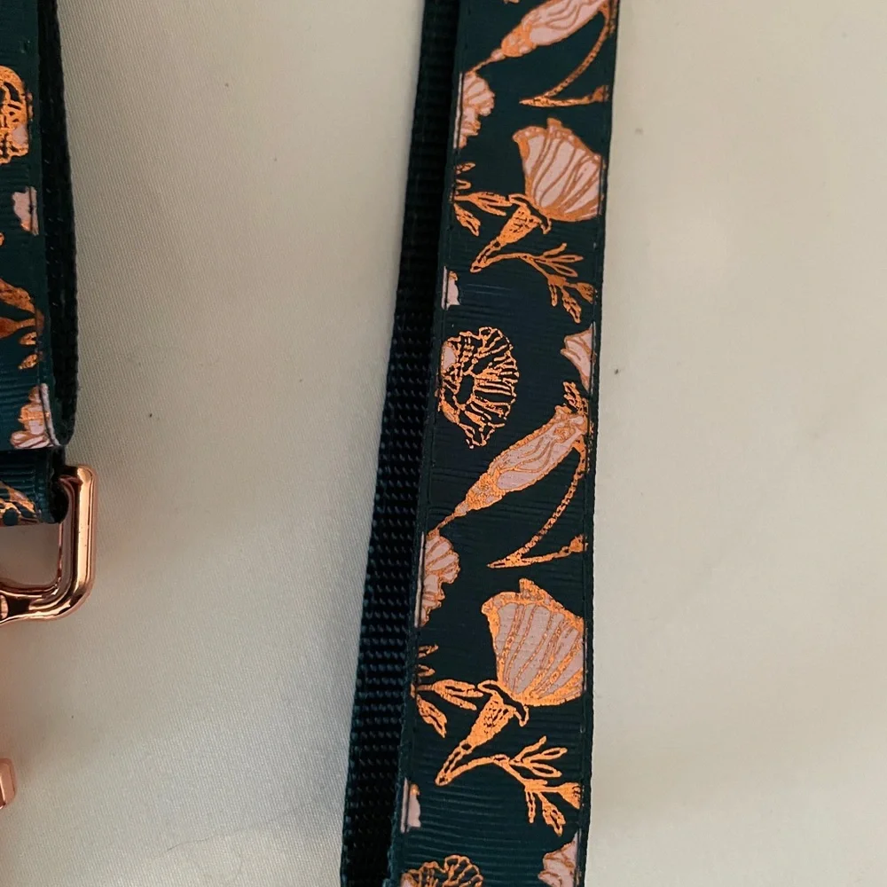 N/A dog leash